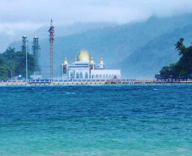Masjid Samudera Ilahi