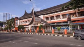 Kantorpos Padang yang berada di Jalan Bagindo Aziz Chan, Kecamatan Padang Barat, Kota Padang. 
