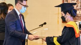 Sebanyak 27 pekerjaan imigran Indonesia di Hongkong berhasil meraih gelar sarjana.