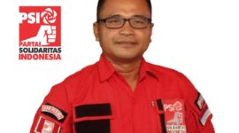 Kepala Biro Pengalangan Pemilih Muda PSI Pesisir Selatan Hendri Kasmaiyanto