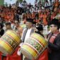 Pemukulan Gandang Tabuah menandai di launchingnya Muatan Lokal Bahasa dan Sastra Minangkabau Serta Program Transformasi Digital  Pendidikan di Kota Solok