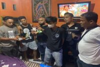 Penangkapan pelaku terduga penangkapan narkoba oleh Tim Rajawali Satnarkoba Polresta Padang 