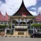 Kantor Bupati Pesisir Selatan di Jalan Agus Salim, Painan.