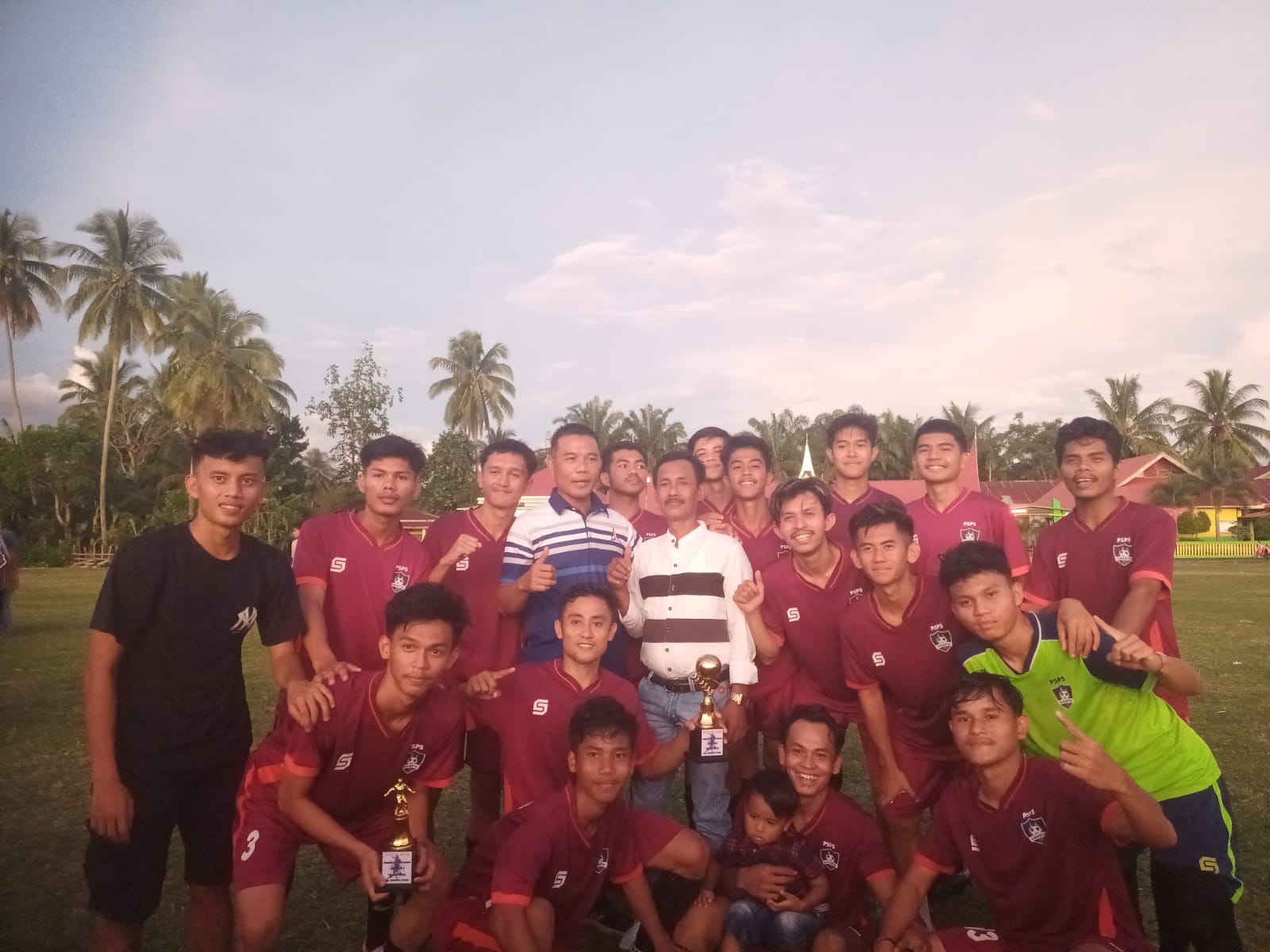 Surantih Juarai Turnamen Sepakbola Antar Nagari Kecamatan Sutera 2022