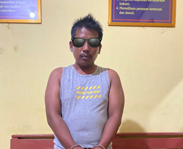 PJM, seorang terduga penyalahguna narkoba yang ditangkap oleh Tim Opsnal Sapu Jagat Satresnarkoba Polres Pessel di Nagari Koto Taratak, Kecamatan Sutera 