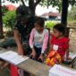 Momen Keakraban Satgas TMMD 115 Pesisir Selatan Bersama Keluarga Asuh.