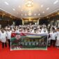 Antusiasme ribuan ulama dan tokoh Minangkabau saat menghadiri kegiatan Istighosah Kebangsaan dan Doa Bersama di Sumatera Barat 