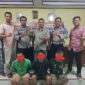 Tiga terduga pelaku pencurian ternak saat diamankan oleh kepolisian.