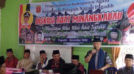 Diskusi Adat Minangkabau