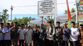 Gubernur Sumatera Barat Mahyeldi Ansharullah saat meresmikan Pondok Pesantren yang didirikan sepasang perantau Australia asal Batangkapas 