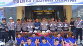 Polres Pesisir Selatan saat menggelar konferensi pers di Mapolres setempat