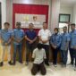 Salah satu terduga pelaku persetubuhan terhadap anak saat diamankan di Mapolres Pesisir Selatan, Jumat (2/5/2025). Foto: Humas Polres Pessel