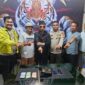 Pelaku pencurian berinisial ASG saat diamankan di Mapolsek Ranah Pesisir, Pesisir Selatan.
