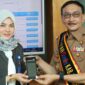 Bupati Pesisir Selatan Hendrajoni bersama Kepala Bank Nagari Cabang Painan Rahmadani saat peluncuran e-Rissa