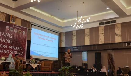Di Pertemuan Diaspora Minang Sedunia, Jurnalis Uddin Tekankan Peran SDM dan Akhlak Mulia Hadapi Disrupsi Industri 4.0