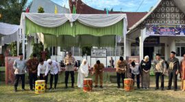 Wakil Bupati Pesisir Selatan Risnaldi Ibrahim saat membuka MTQ ke-5 Tingkat Kecamatan Basa Ampek Balai Tapan, Rabu (29/10/2025)