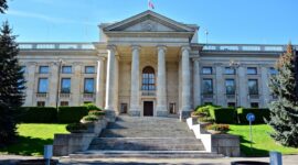 Anggota parlemen Polandia menyerukan penghapusan kedutaan Rusia — RakyatPos.id

