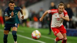 Martin Odegaard dari Arsenal selama latihan di Arsenal Training Centre, London Colney, Inggris pada 25 November 2025 (Peter Cziborra/Action Images via Reuters)