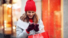 Bagaimana Aplikasi Beli-Sekarang-Bayar-Nanti dan Uang Kembali Mendorong Belanja Liburan

