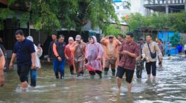Banda Aceh Tetapkan Status Darurat, Sejumlah Pejabat Sidak Lokasi Banjir dan Korban

