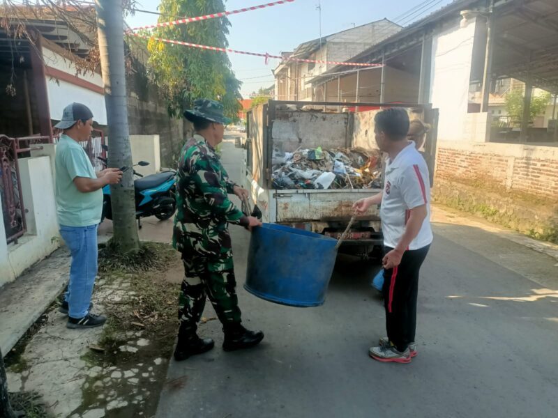 Bhabinkamtibmas Polres Cilegon dan Babinsa Bersinergi Rangkul Warga –

