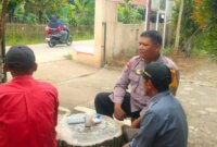 Bhabinkamtibmas Polres Maja Polres Lebak Silaturahmi dengan Warga Desa Binaannya

