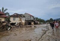 Bupati Agam Sebut 300 Warga Tenggelam dan Terkubur Saat Banjir dan Longsor di Salareh Aia

