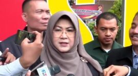 Dokter Tifa mengatakan, Jokowi stres karena kasus ijazah palsu sehingga menyarankan dirinya berobat ke luar negeri

