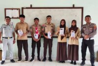Edukasi Tertib Berlalu Lintas di SMAN 1 Damar Beltim, Satlantas Polres Beltim Gelar “Goes To School”

