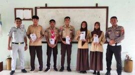 Edukasi Tertib Berlalu Lintas di SMAN 1 Damar Beltim, Satlantas Polres Beltim Gelar “Goes To School”

