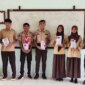 Edukasi Tertib Berlalu Lintas di SMAN 1 Damar Beltim, Satlantas Polres Beltim Gelar “Goes To School”

