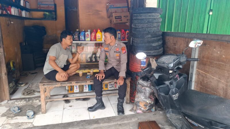 Gandeng Warga, Anggota Polsek Maja Polres Lebak Sampaikan Pesan Ketertiban Masyarakat –

