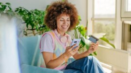 Generasi Z Memimpin, Tren AI Sebagai Cara 'One Stop' Baru untuk Berbelanja Online

