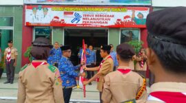 Wakil Bupati Pesisir Selatan Risnaldi Ibrahim saat melepas kontingen kwarcab 0301 Gerakan Pramuka Pesisir Selatan 