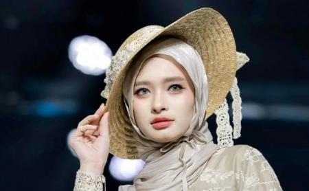 Inara Rusli dilaporkan atas dugaan perzinahan di Polda Metro Jaya, ada bukti dari rekaman CCTV

