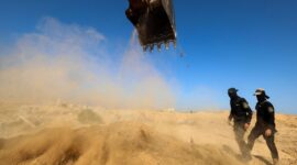 Israel mengatakan peti mati para sandera Gaza diterima dari Palang Merah

