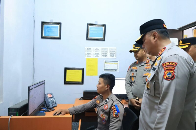 Kapolda Babel Tinjau Kesiapan Personil dan Pelayanan Masyarakat di Polres Bangka Barat

