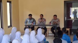 Kapolsek Cikande Polres Serang AKP Tatang Berikan Materi Kebugaran Jasmani dan Penyuluhan Kenakalan Remaja

