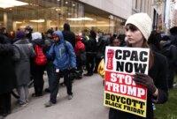 Kelompok Akar Rumput Menyerukan Black Friday hingga Boikot Ritel Cyber ​​​​Monday

