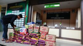 Kemenag Aceh Salurkan Bantuan kepada ASN Terdampak Banjir di Pidie-Pidie Jaya

