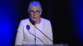 Kolumnis Inggris Melanie Phillips mengecam warga Palestina di acara pro-Israel di NYC

