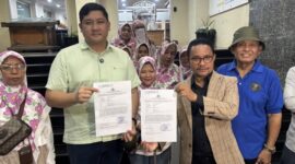 Kubu Roy Suryo Cs melaporkan 2 relawan Jokowi ke Polda Metro

