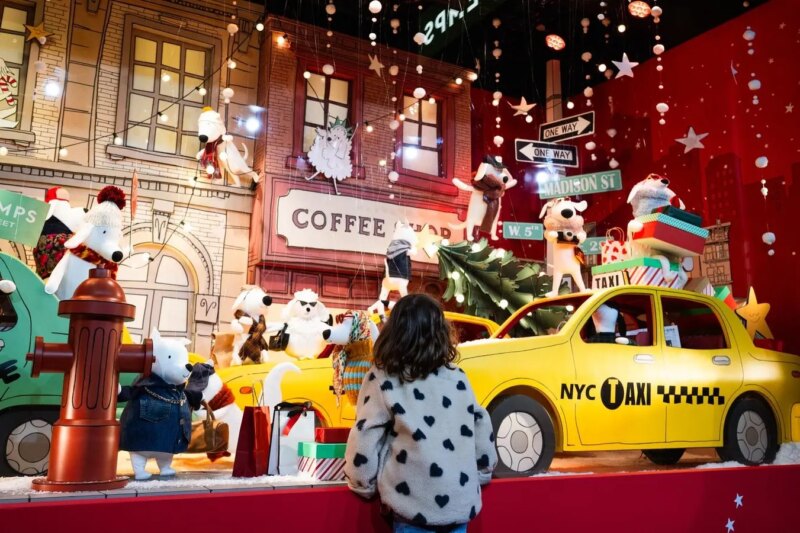 Kunci Sukses Musim Liburan? Tolak Konsumerisme, Rangkullah Emosi

