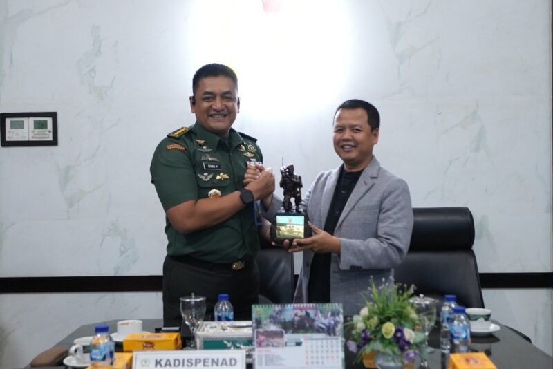 Membangun Sinergi Publikasi yang Konstruktif bagi TNI Angkatan Darat

