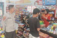 POLISI KRONJO LAKSANAKAN PATROL DIALOGIS UNTUK MENCIPTAKAN RASA KEAMANAN DI WILAYAH HUKUMNYA –

