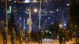 Pendudukan tersebut membunuh seorang pejuang perlawanan di Nablus dan menahan jenazahnya

