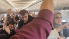 Penerbangan Misterius Membawa 153 Pengungsi, Afrika Selatan Mengungkap Upaya Terselubung untuk Mengosongkan Gaza

