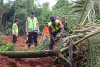 Polisi Lanjutkan Upaya Pencarian, Pemberian Pelayanan Medis dan Trauma Healing Bagi Korban Longsor Cibeunying –

