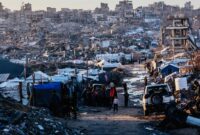 Puluhan ribu orang di Paris berunjuk rasa di Gaza pada hari solidaritas

