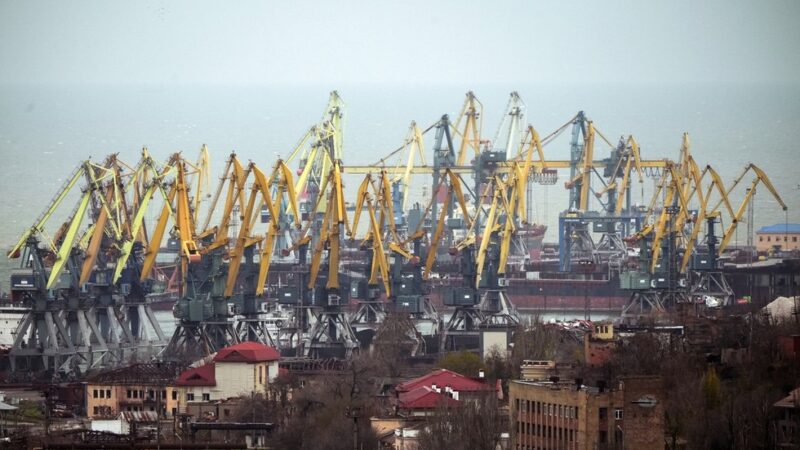 Rusia mengumumkan peningkatan besar-besaran pada pelabuhan utama Donbass — RT Rusia & Bekas Uni Soviet

